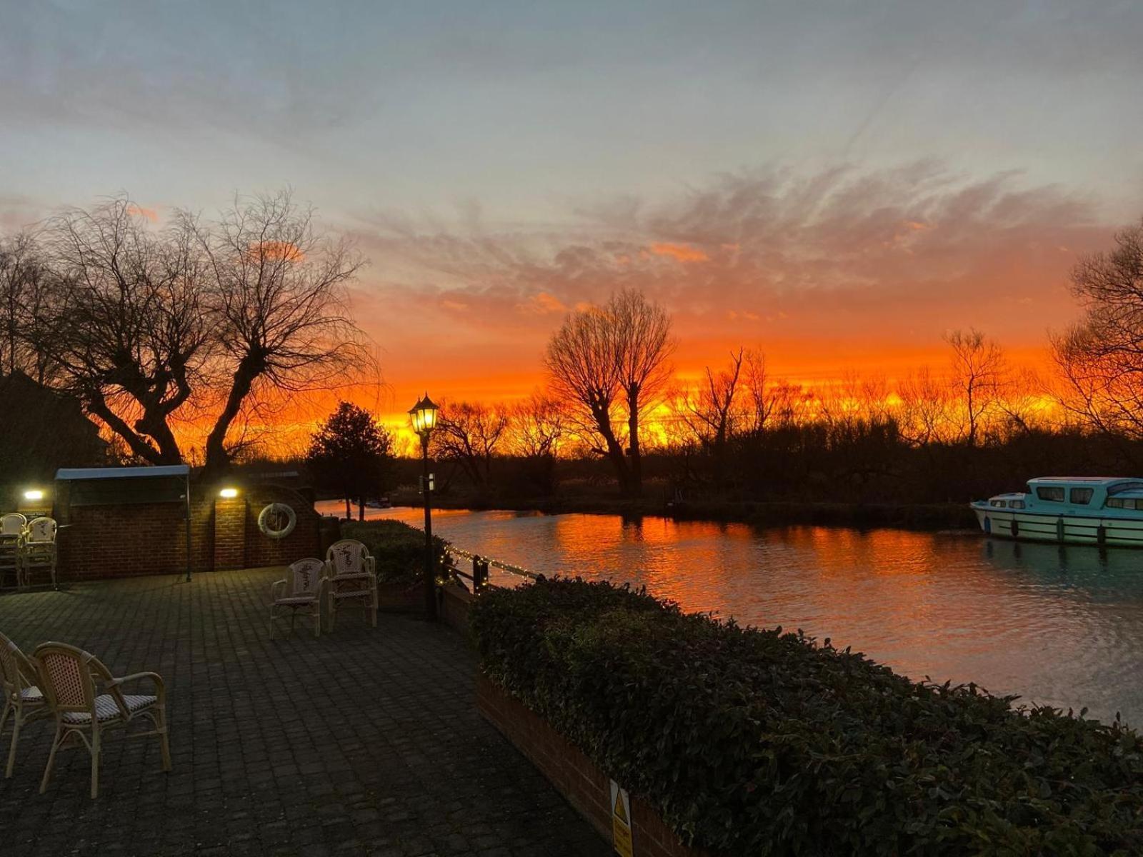 Waveney House Hotel Beccles Eksteriør billede